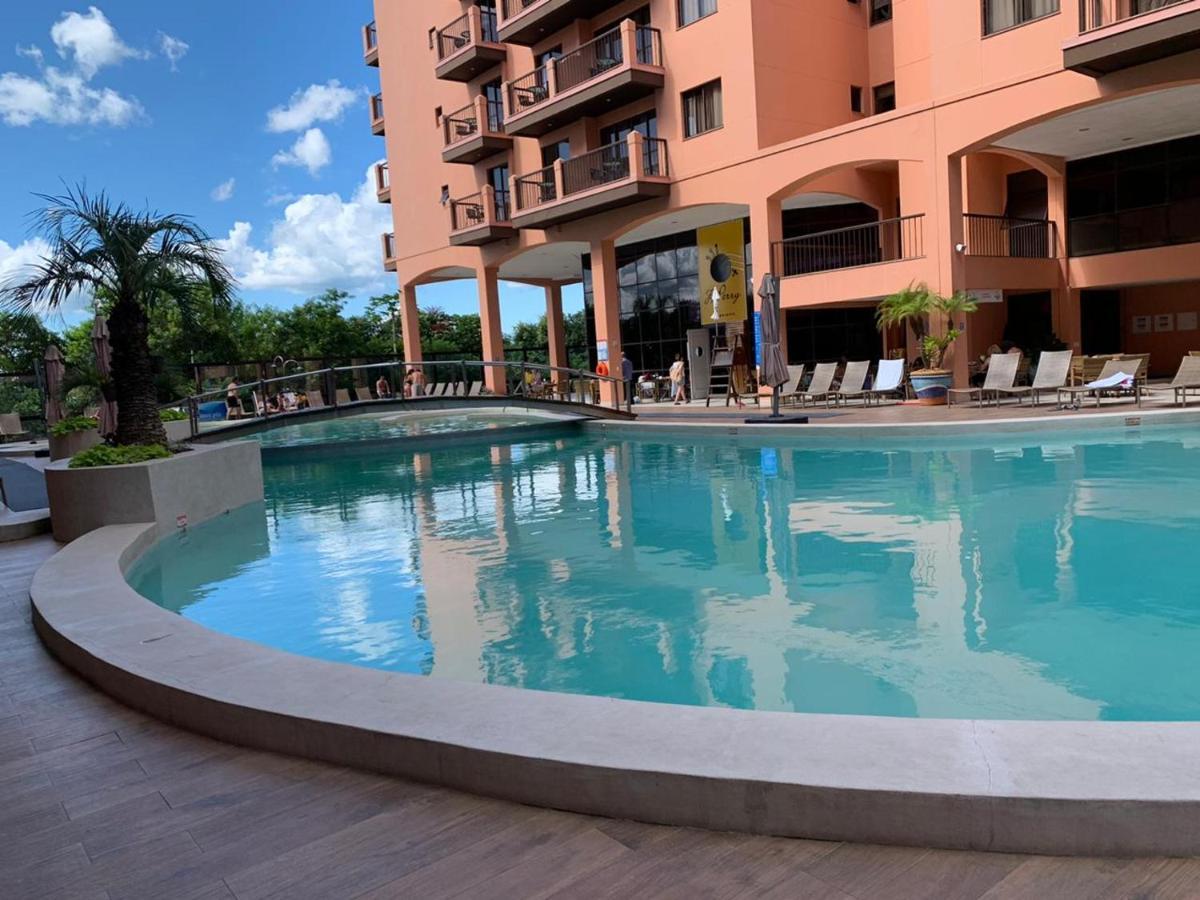 Jurere Beach Village - Flat Na Praia ฟลอเรียนอโปลิส ภายนอก รูปภาพ